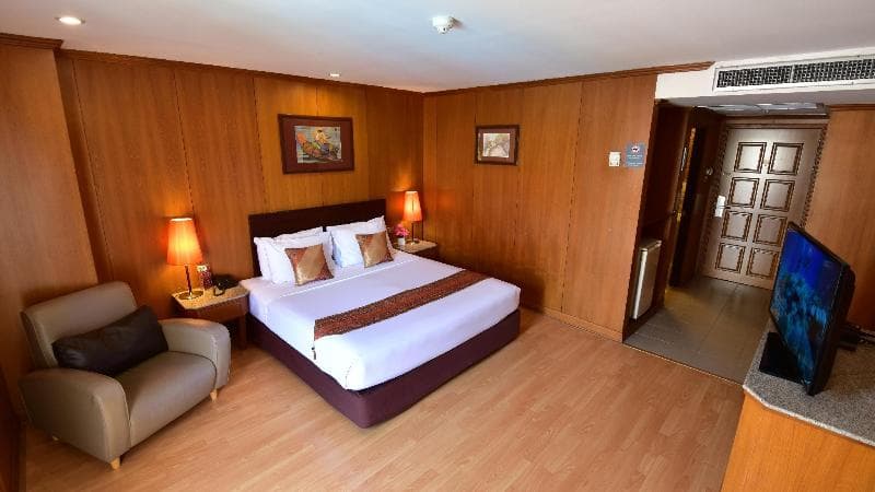 Dynasty Inn Pattaya main