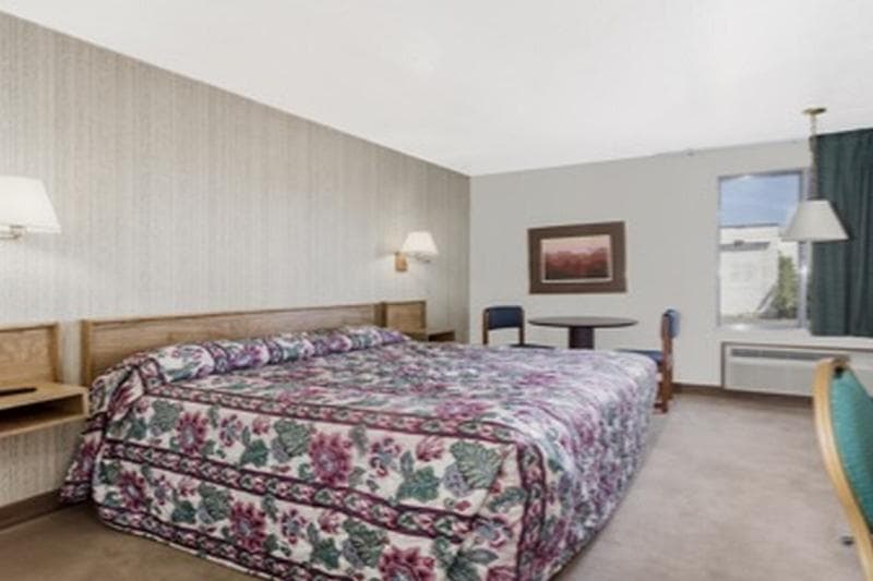 Travelodge By Wyndham Green River Ut 4