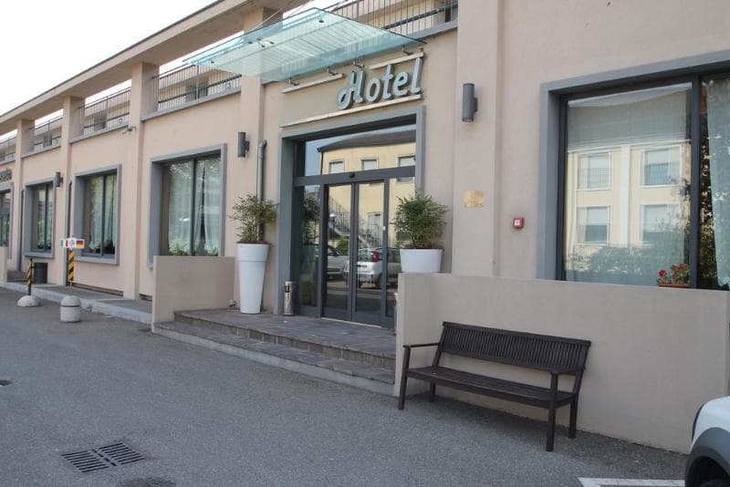 Mh Hotel Piacenza Fiera photo 1
