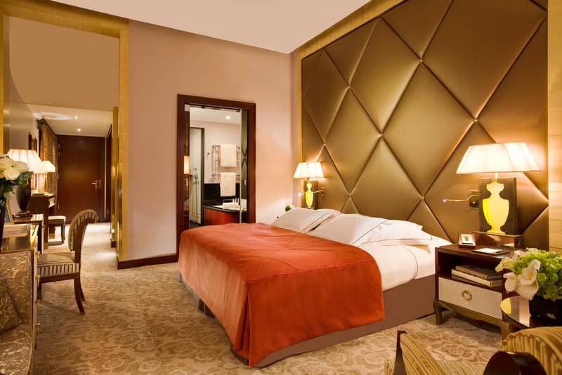 Hotel Barriere Le Fouquets Paris 5