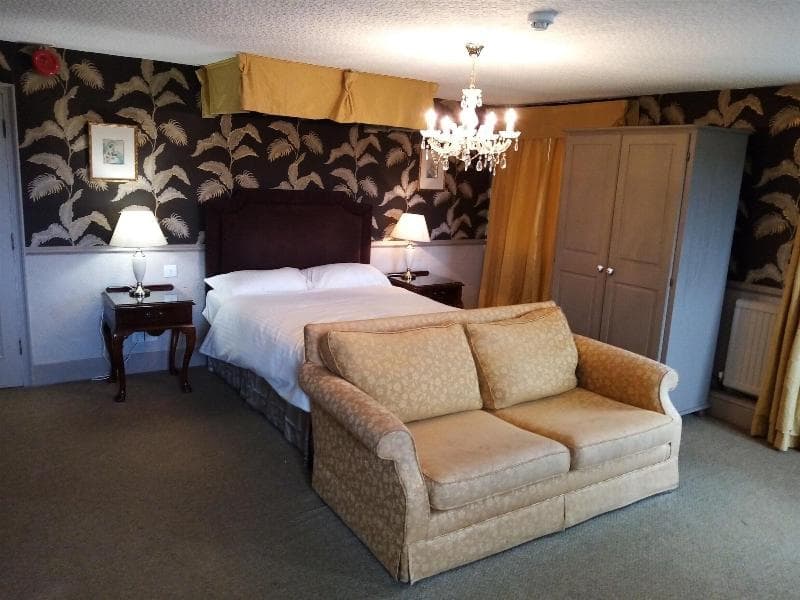 The Sibson Inn Hotel 5