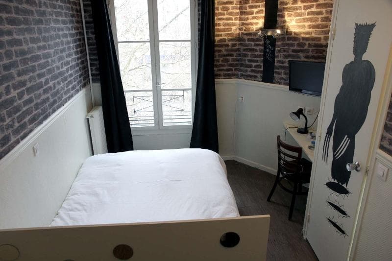 Absolute Hotel Paris 4