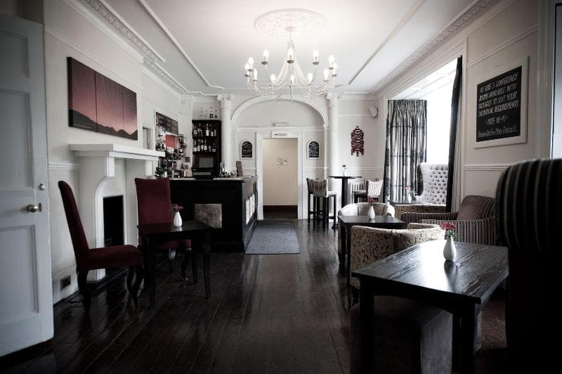 Hotel Plas Hyfryd main