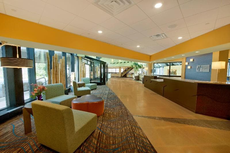 Holiday Inn Express Princeton Southeast 4