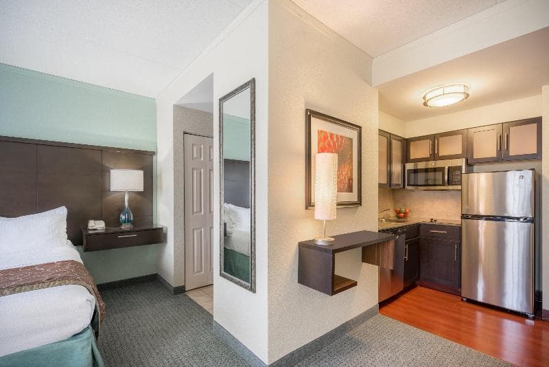 Staybridge Suites Wilmington - Brandywine Valley photo 1