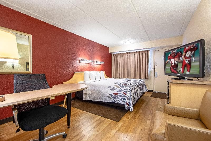 Red Roof Inn Pensacola - I-10 At Davis Highway 5