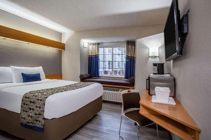 Microtel Inn & Suites By Wyndham Southern Pines photo 1