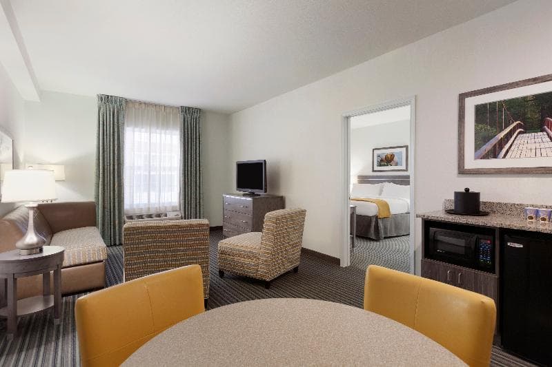 Holiday Inn Express Williamsburg North photo 1