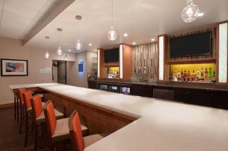 Holiday Inn Portland Airport (I-205) 2