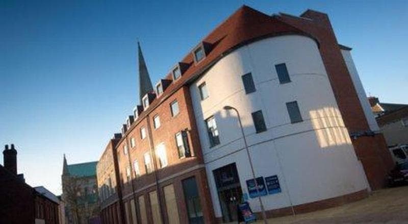 Travelodge Chichester Central 3