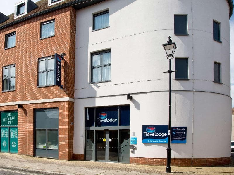Travelodge Chichester Central 4