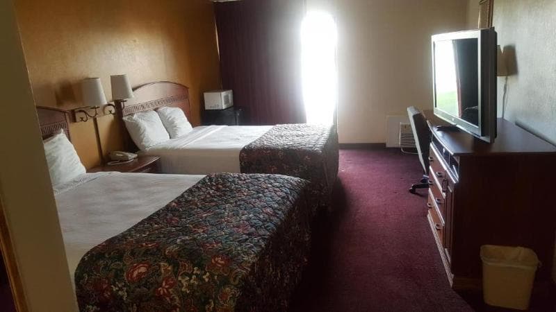 Travelodge By Wyndham Pocatello 4