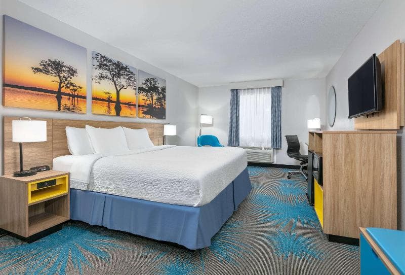 Days Inn & Suites By Wyndham Cabot photo 1