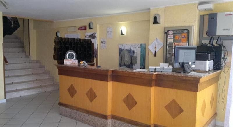 Hotel Half Moon main