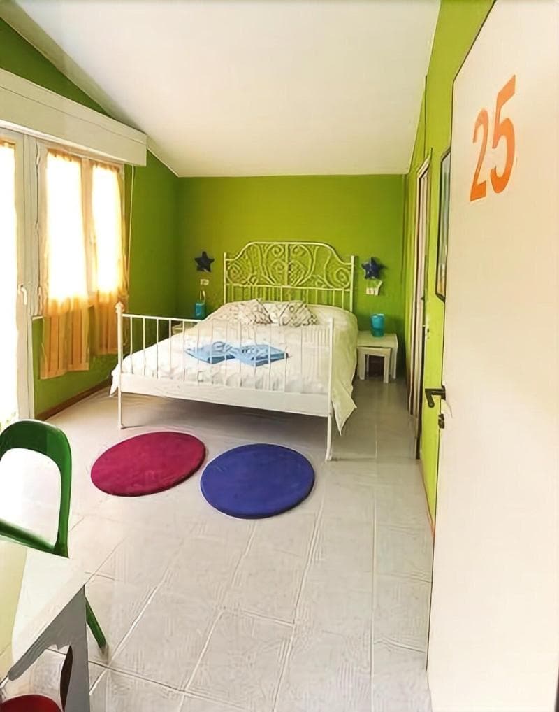 Sunflower Beach Hostal 4