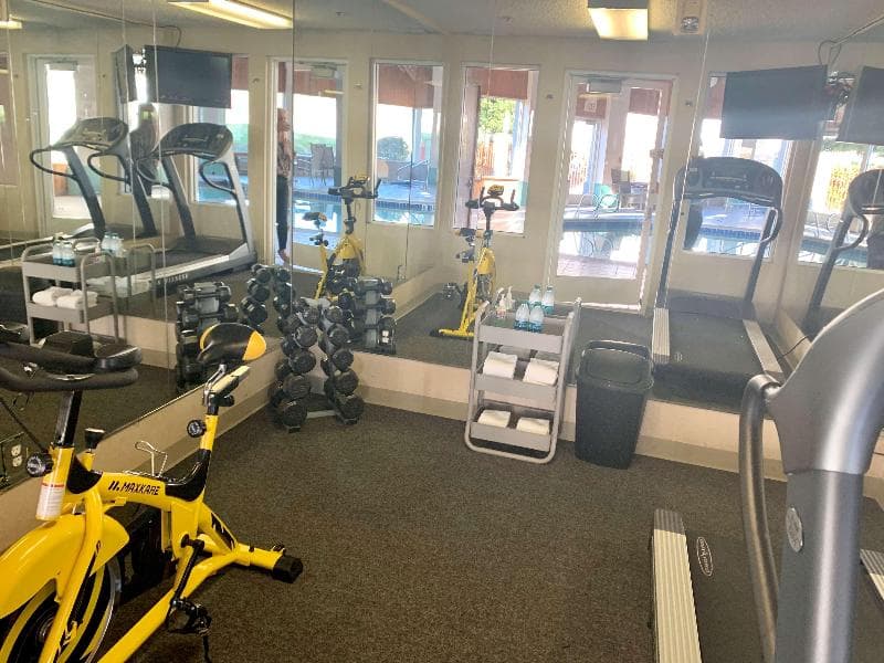 Surestay Plus Hotel By Best Western Redding photo 1