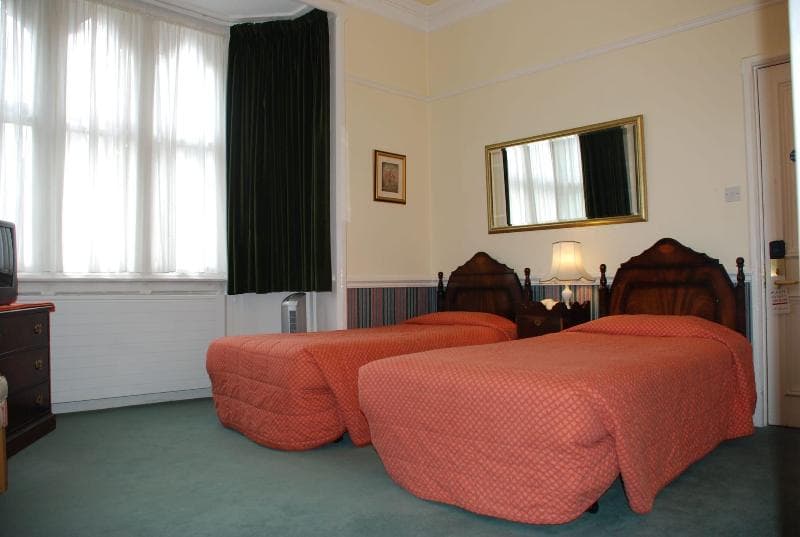 Beech House 4