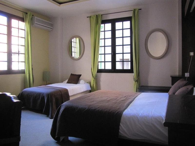 De La Loge 2