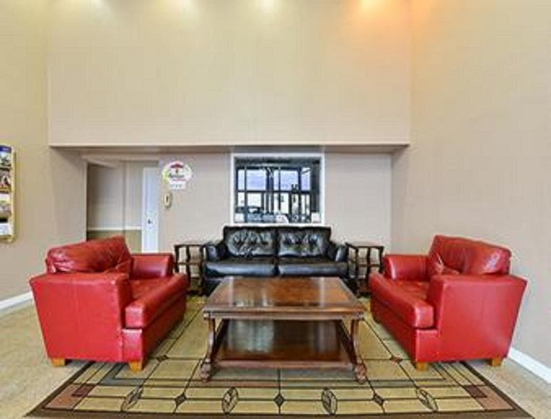 Super 8 By Wyndham Little Rock/North/Airport 5