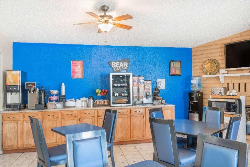 Travelodge by Wyndham Ruidoso 4