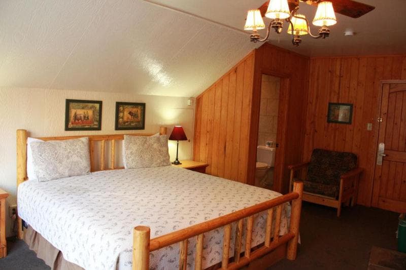 Bear Creek Resort main