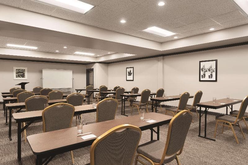 Country Inn & Suites by Radisson, Raleigh-Durham Airport, NC photo 1