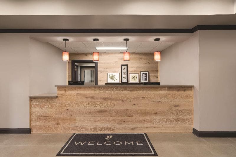 Country Inn & Suites by Radisson, Raleigh-Durham Airport, NC 5