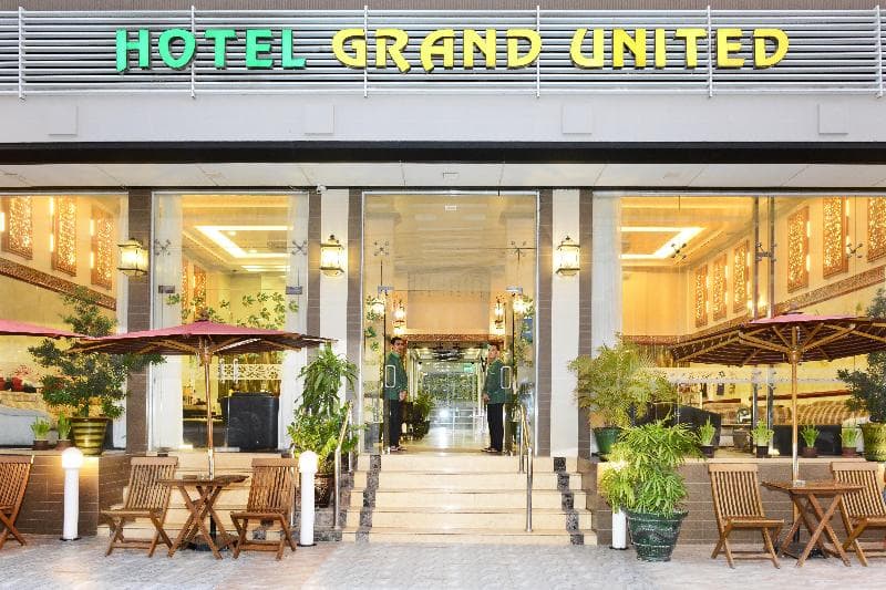 Grand United Ahlone 4