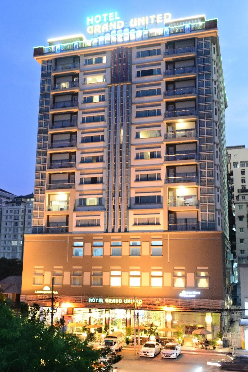 Grand United Ahlone 5