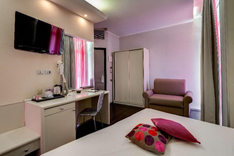 Best Western Maison B Hotel 2