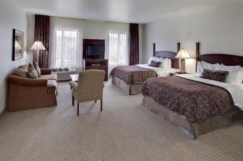 Staybridge Suites Rockford 3