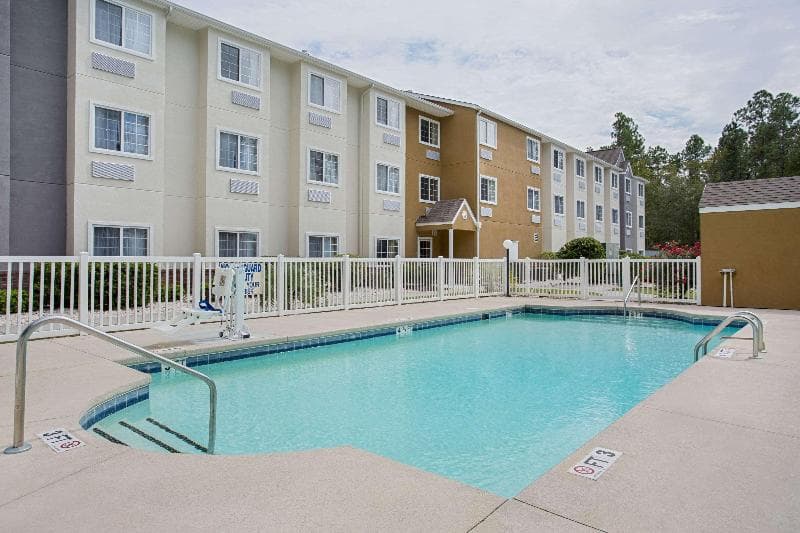 Microtel Inn & Suites by Wyndham Walterboro 3