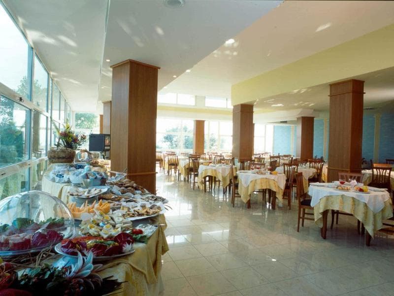 Remin Plaza 4