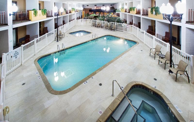 DoubleTree by Hilton Austin, MN 5