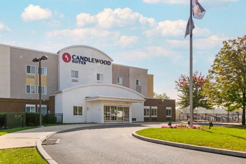 Candlewood Suites Reading 3