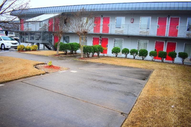 Economy Inn Little Rock 5