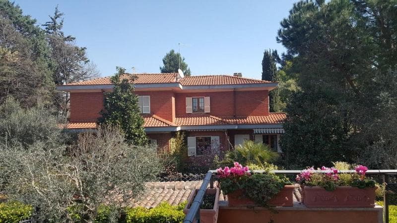Aurelia Garden Gold Bed & Breakfast 5