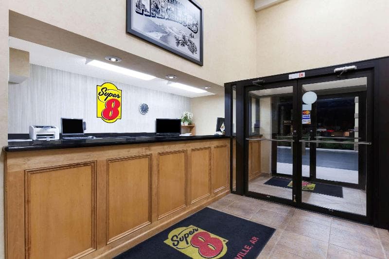 Super 8 By Wyndham Jacksonville Ar 5