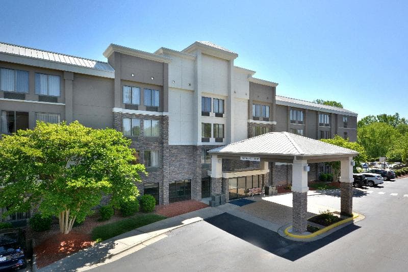Holiday Inn Express Raleigh-Durham Airport photo 1