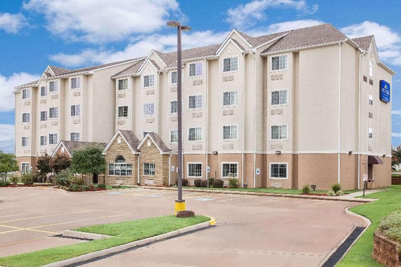 Microtel Inn & Suites By Wyndham Conway 5