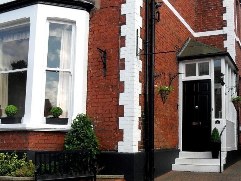 Powys Lodge - Guest House 5