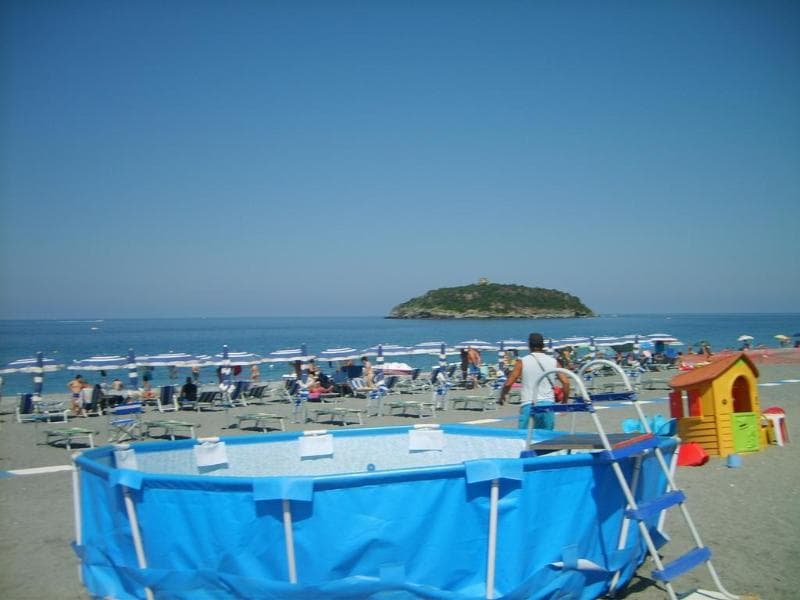 Cristina Hotel 4