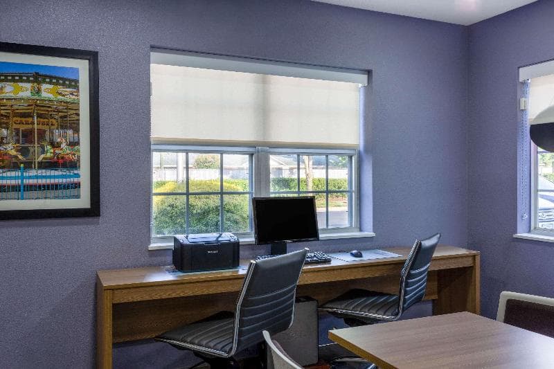Microtel Inn & Suites by Wyndham Burlington 2