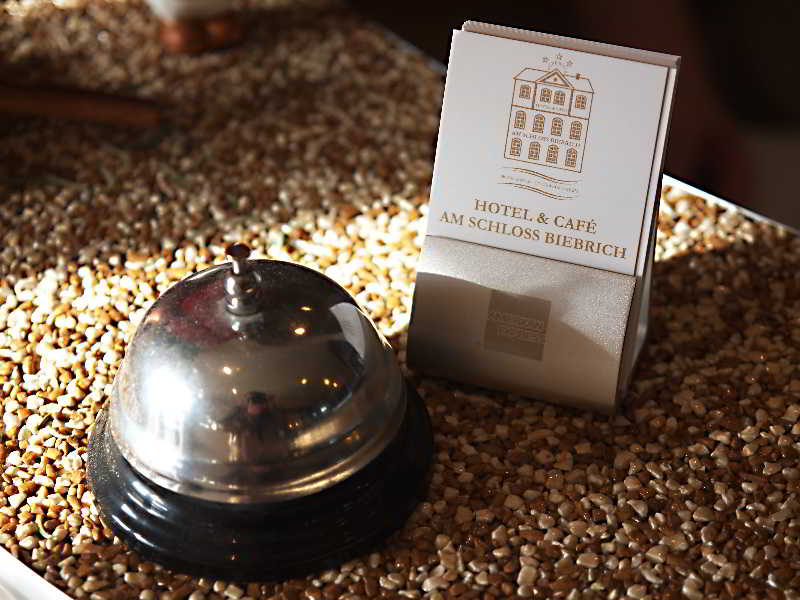 Hotel & Café Am Schloss Biebrich 2