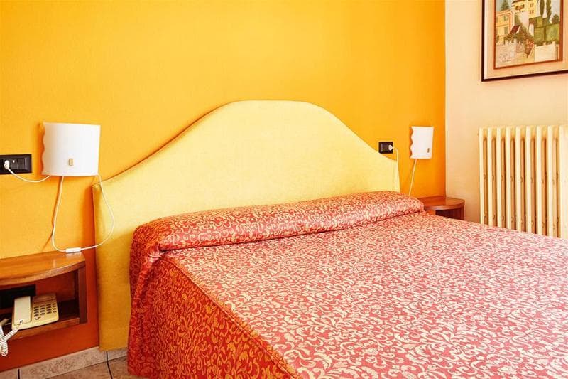 Hotel 2000 3