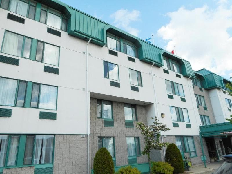 Château Repotel Duplessis photo 1
