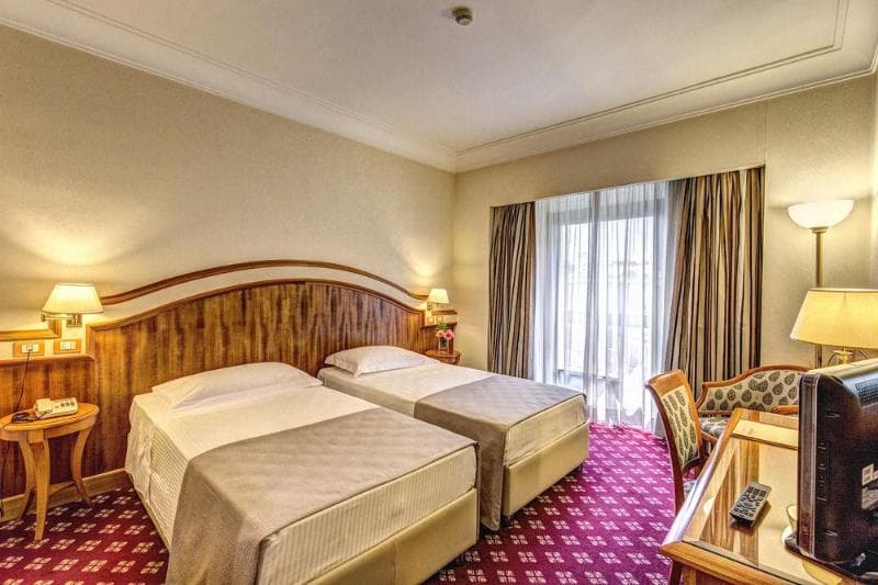Hotel Londra & Cargill 4