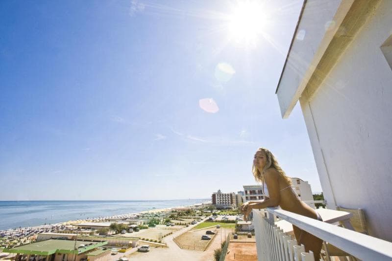 City Beach Resort 5
