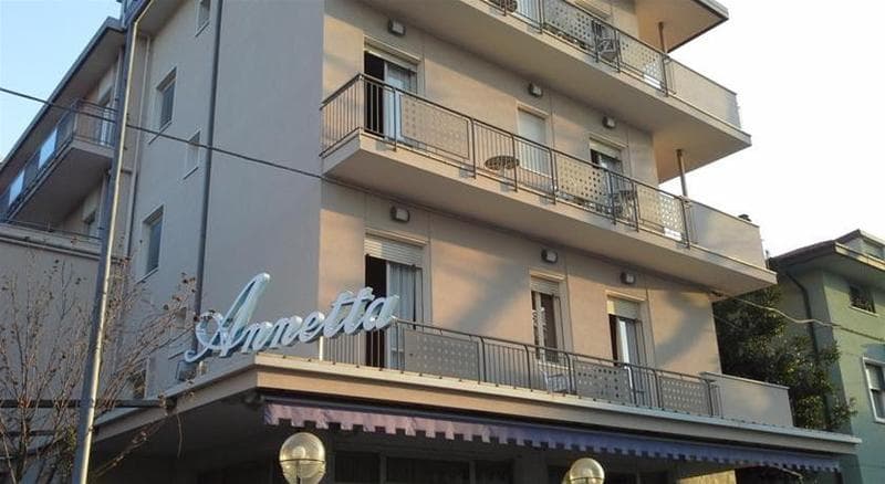 Annetta 3