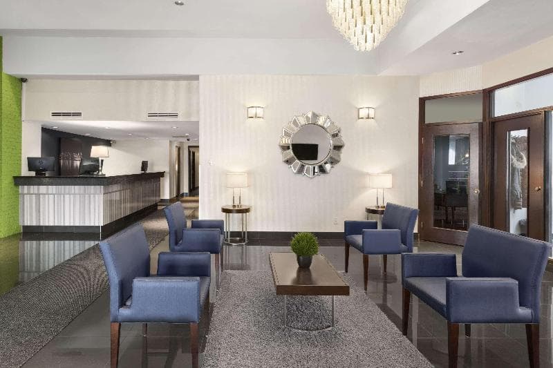 Days Inn by Wyndham Montreal Airport Conference Centre photo 1